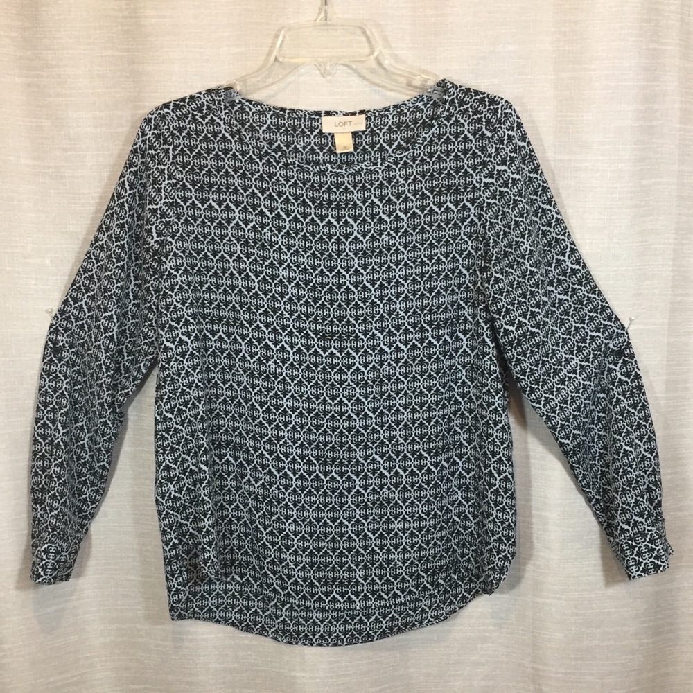 Ann Taylor Loft blk/wht long sleeve blouse sz S/P